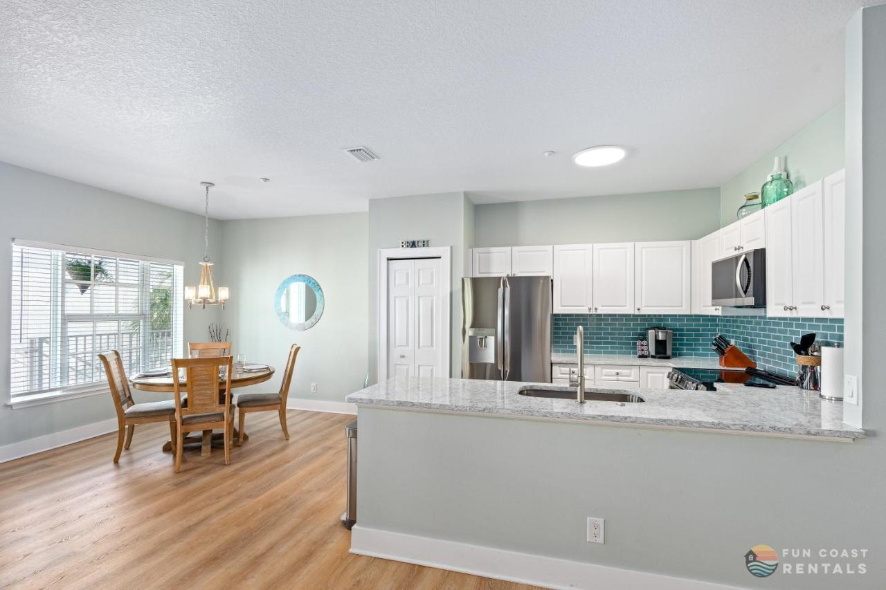 On Flagler Avenue! Dog Friendly With Balcony And Parking Walk To The Beach! New Smyrna Beach Exterior foto